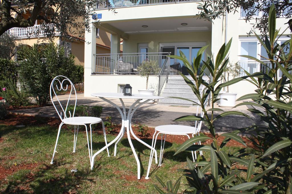 Apartments Villa Lili Umag Ngoại thất bức ảnh